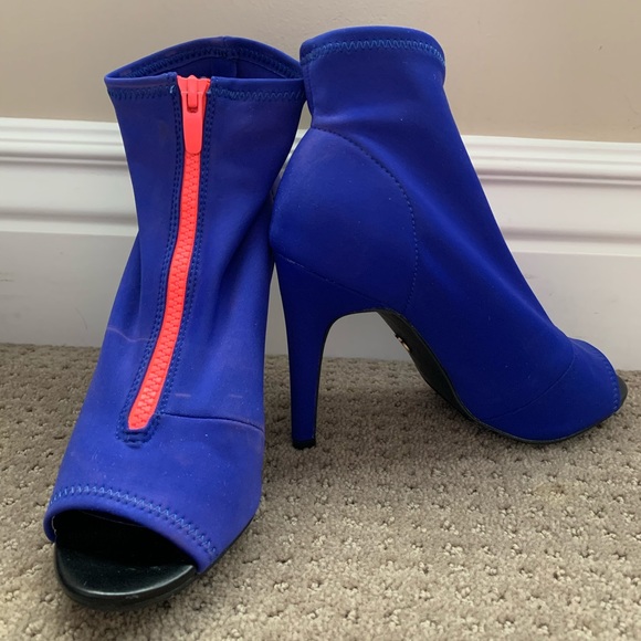 Juicy couture peep toe bootie heels - Picture 2 of 11